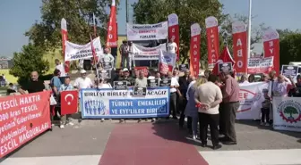 EYT'liler Kadıköy'de Eylem Düzenledi