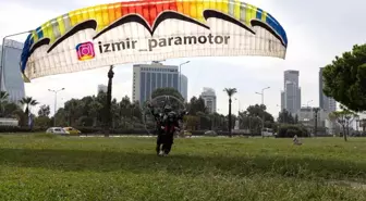 İzmir'de Paramotor Turları Başladı