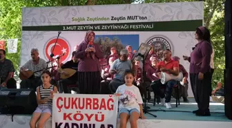 Mersin'de İlk Mut Zeytin ve Zeytinyağı Festivali'nde Şalvarlı Kadınlar Korosu Sahne Aldı