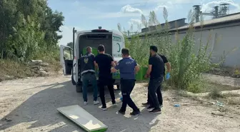 Adana'da Sulama Kanalında Erkek Cesedi Bulundu