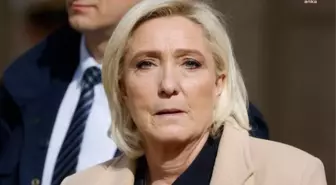 Marine Le Pen Avrupa Parlamentosu Fonlarıyla Suçlanıyor