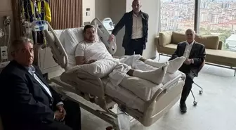 'Baba' dediği Aziz Yıldırım, Serhat Akın'ı yalnız bırakmadı