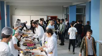 Karlıova'da Filistinlilere Destek İçin Kermes Düzenlendi