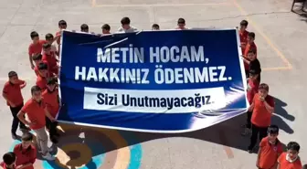 Emekli Öğretmen Metin Turan'a Duygusal Veda Töreni