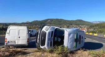 Köyceğiz-Gökova Kavşağında Trafik Kazası: 3 Hafif Yaralı