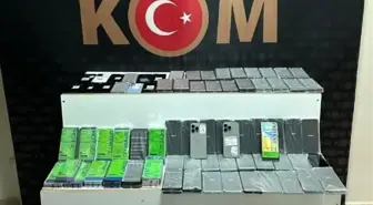 Van'da Kaçak Cep Telefonu Operasyonu: 3 Gözaltı