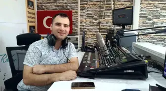 Türkiye'nin İlk Otizmli Radyo Programcısı: Muhammed Emirhan Güngör