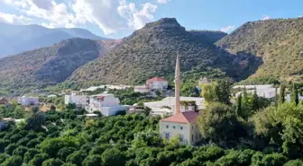 Atay Uslu: 'Finike Çavdır Büyük Camii restore ediliyor'