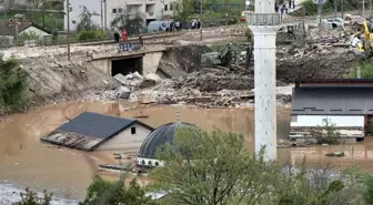 Bosna Hersek'te sel felaketi: 18 kişi hayatını kaybetti