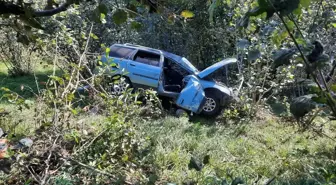 Giresun'da Otomobil Şarampole Devrildi: 1 Ölü, 3 Yaralı