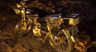 Afyonkarahisar'da Minibüs Motosiklete Çarptı: Sürücü Yaralı