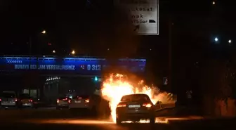 Başkentte Seyir Halindeki Otomobilde Yangın Çıktı