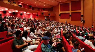 Uluslararası Antalya Altın Portakal Film Festivali'nde 'Şişli Kız' Filmi Gösterildi