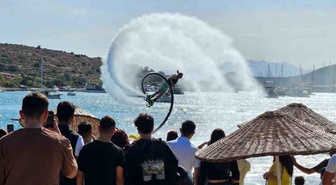 Bodrum'da Motofest Heyecanı: Flyboard Gösterileri ve Motosiklet Şovları