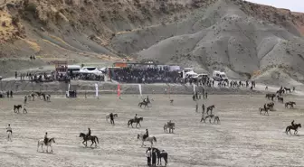 Mardin'de Rahvan At Yarışları Şampiyonası Düzenlendi