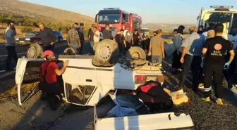 Şanlıurfa'da Kontrolden Çıkan Otomobil Devrildi: 5 Yaralı