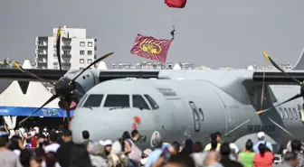 Adana'da TEKNOFEST Son Günü Hava Gösterileriyle Renklendi