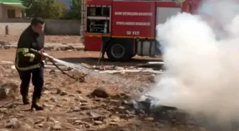 Hatay Hassa'da Çöplük Yangını Söndürüldü