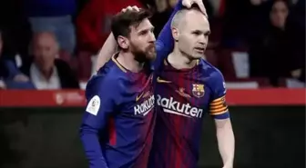 Iniesta futbolu bıraktı mı? Iniesta kaç yaşında futbolu bıraktı?