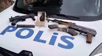 İzmir Buca'da Ormanlık Alanda Silah ve Patlayıcı ile Yakalanan 2 Zanlı Tutuklandı