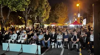 Sakarya'da Gazze İçin Dayanışma Nöbeti Tutuluyor