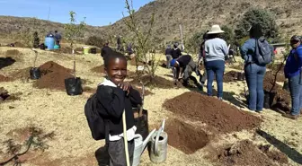 TİKA, Lesotho'ya 2000 Fidan Hibe Etti