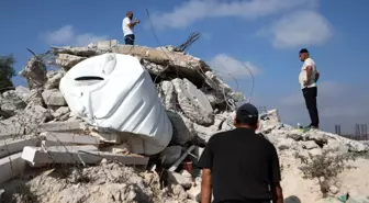 İsrail Güçleri El-Halil'de Filistinlilere Ait Evi Yıktı