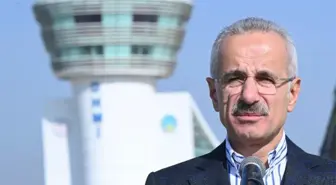 Bakan Uraloğlu: Eylülde havalimanlarında 22,4 milyon yolcuya hizmet verildi