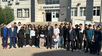 Karabük'te 'Eğitim Kenti Karabük' Projesi Kapsamında Öğrencilere Kitap Dağıtımı Devam Ediyor