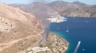 Marmaris'te Makilik Alanda Yangın Söndürüldü