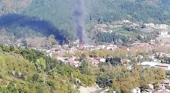 Bartın'da Tarihi Camide Yangın: Çatı Tamamen Yandı