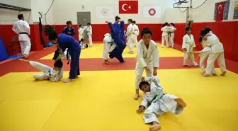 Kastamonu'da Judoya İlgi Artıyor: Öğrenciler Uluslararası Turnuvalarda Başarıya Koşuyor