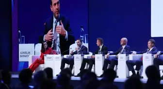 Enerji Bakanı Bayraktar: Türkiye Doğal Gazla Geçiş Yapmayı Planlıyor