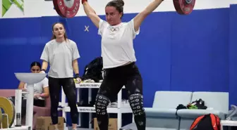 Abla Kardeş Milli Halterciler Hedeflerini Büyütüyor