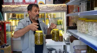 Gaziantep'te Kışlık Turşular Grip ve Soğuk Algınlığına Karşı Doğal Koruma Sağlıyor