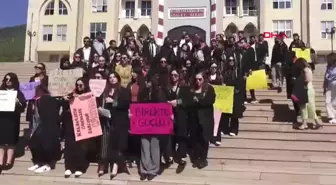 Boşanma Davasından Sonra Eşini Bıçaklayan Adam Tutuklandı
