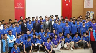 Gençlik ve Spor Bakan Yardımcısı: Gençlerimize Her Türlü İmkanı Sunacağız