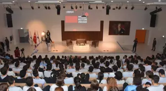 İzmir'de 'Mesleki Eğitim Zirvesi'nin ikincisi gerçekleştirildi