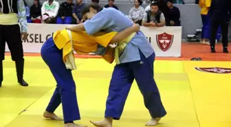 Yozgat'ta Kuşak Güreşleri Türkiye Şampiyonası Sona Erdi