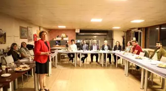 Mahmudiye'de akşam toplantısında atçılık ve tarım turizmi değerlendirildi