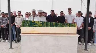 Hendek'teki Makarna Fabrikası Patlamasında Hayatını Kaybeden İşçi Defnedildi