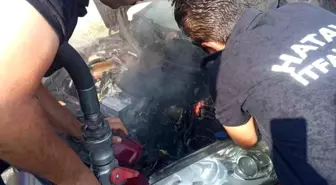 Hatay'da Seyir Halindeki Aracın Motorunda Yangın Çıktı