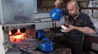 Muş'ta Çay Ocağı İşleten Gökhan Özcan'ın Farklı Hizmeti