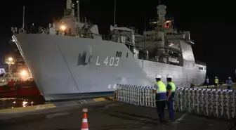 Lübnan'dan Tahliye Edilen 378 Sivili Taşıyan TCG Sancaktar Mersin'de