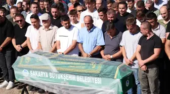 Hendek'teki Makarna Fabrikasındaki Patlama Sonrası Hayatını Kaybeden İşçinin Cenazesi Defnedildi