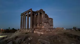 Aizanoi Antik Kenti'nde Zeus Tapınağı'nın Büyüleyici Manzaraları