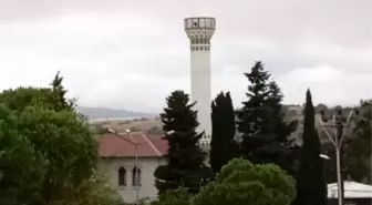 Çanakkale Biga'da Yıldırım Düşmesi Camii Minaresini Yıktı