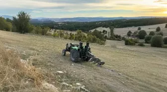 Kütahya'da Traktör Devrildi, Sürücü Hayatını Kaybetti