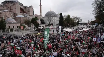 İHH ve STK'lar Gazze'ye Destek İçin Yürüdü