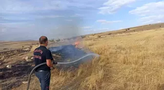 Malatya'da 2.500 Dekar Alanda Anız Yangını Kontrol Altına Alındı